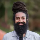 Vinyasa w/ Rohil Jethmalani
