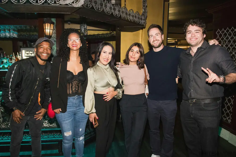 Foodies + New Friends
