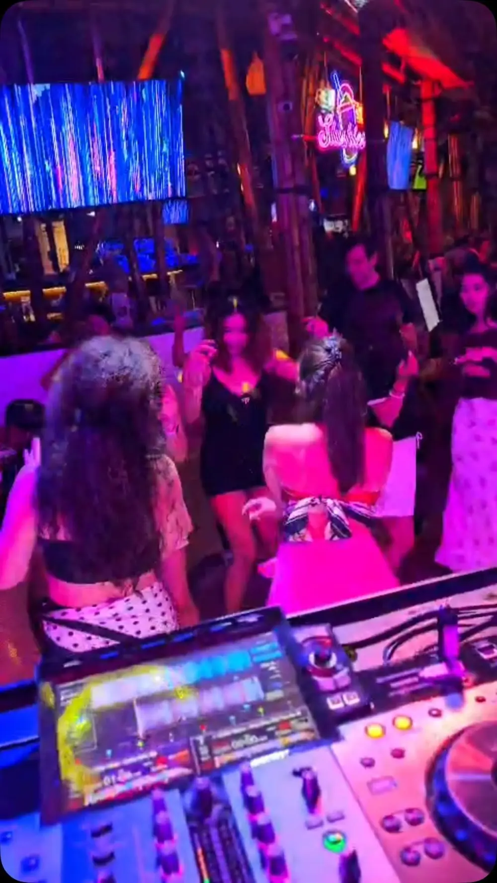 Party Night at Bamboo Kuta at Bamboo Bar & Grill Kuta