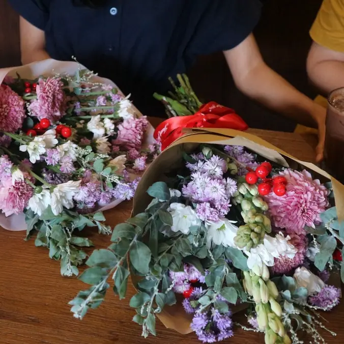 Making Bouquet & Sip Your Coffee/Matcha